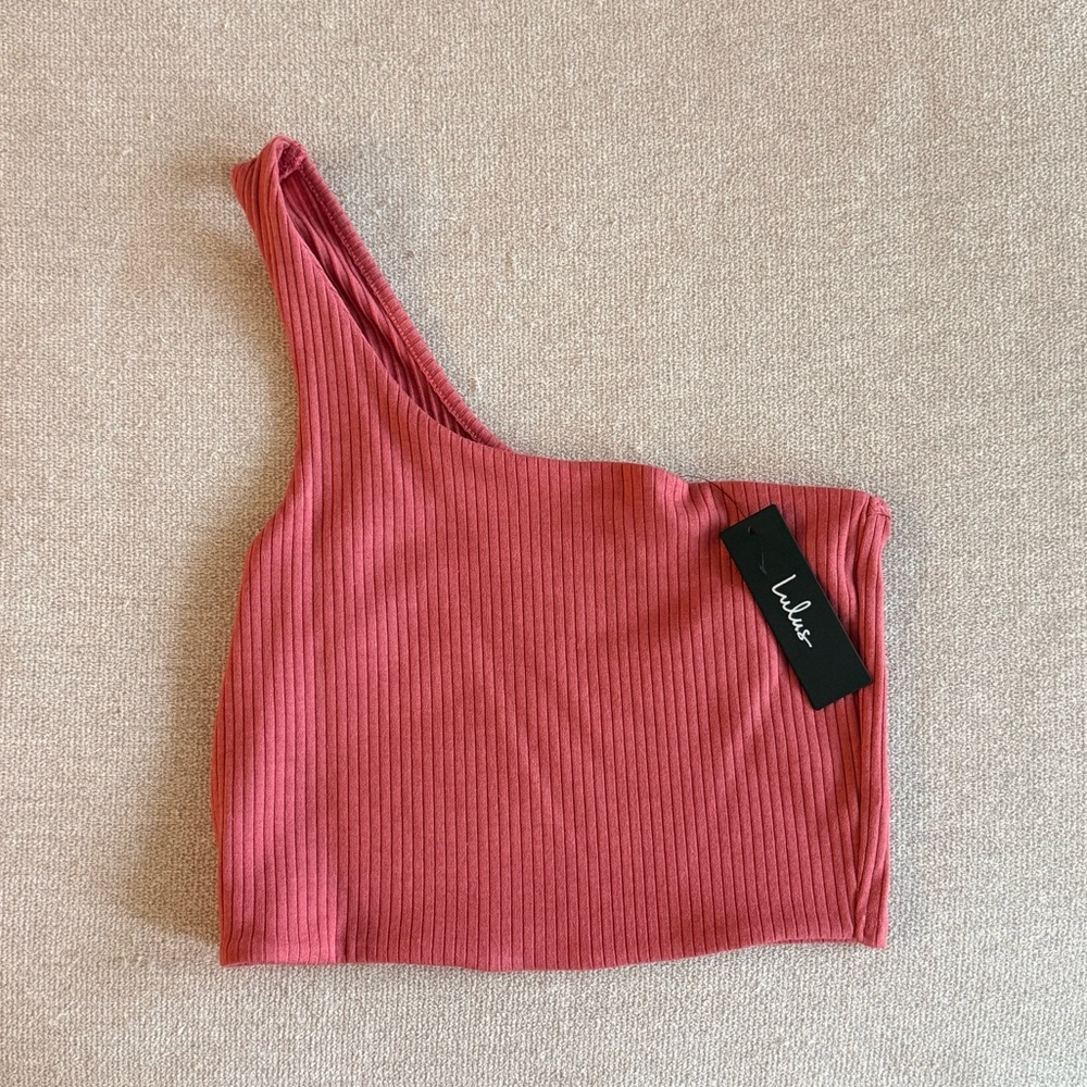 Lulu's Ribbed One-Shoulder Tank Top in Rose